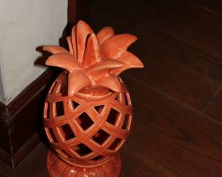 Decorative ceramic pineapple