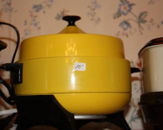 4 Pc yellow cooker