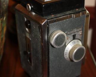 Vintage Graflex 22 camera w/leather case