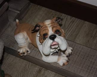 Cast bull dog