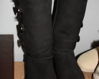 Fur lined boots new never worn