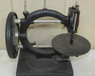 Wanzer Sewing Machine