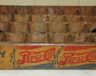 1946 Pepsi Cola Bottle Crate - Double Dot
