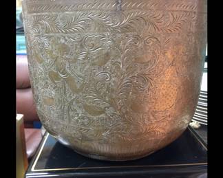 Brass etched design vintage Jardinaire