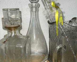Assorted crystal & glassware
