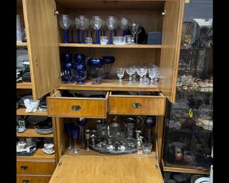 Drexel beautiful cabinet