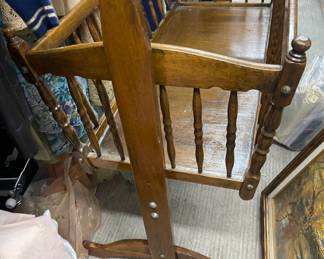 Rocking cradle on stand w/free mattress