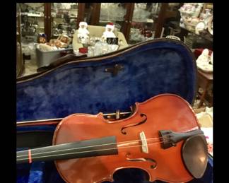Junior violin vintage w/ case