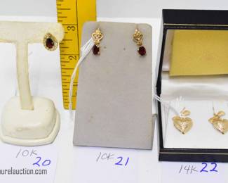 Selection of Quality Gold Jewelry