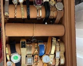 loads of fashion watches