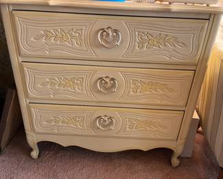 set of vintage pale yellow bedroom furniture - 3 drawer dresser