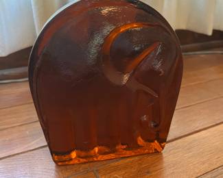 blench elephant bookend