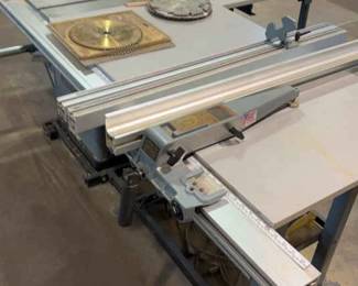 Delta Unisaw 10 Tilting Arbor Saw