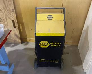 Napa Battery Service Charger