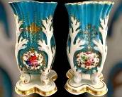 Pair of exquisite Old Paris vases