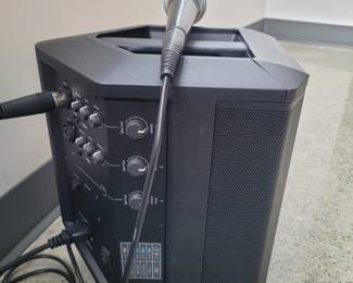 Bose PA system with microphone