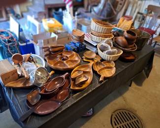 Vintage woodenware  collectibles