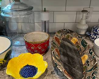 Claudia Reese elongated/oval bowl or platter (right in photo).