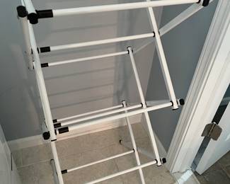 Drying rack.