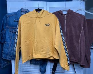 Large selection of brand-name women’s and men’s clothing.