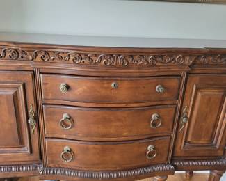 STUNNING KELLER FURNITURE WOOD SIDE BOARD/BUFFET