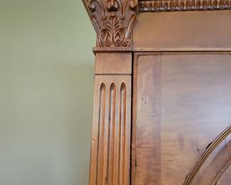 ETHAN ALLEN AMOIRE $100