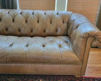 ETHAN ALLEN CHESTERFIELD TUFTED/NAIL-HEAD TRIM LEATHER SOFA (SEATING HAS WEAR)