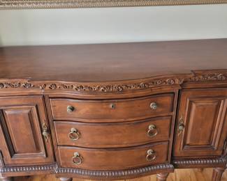 STUNNING KELLER FURNITURE WOOD SIDE BOARD/BUFFET