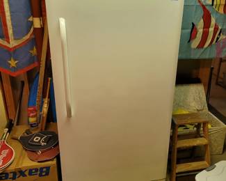 Frigidaire 16.6 cubic feet upright freezer. Great condition, runs great!