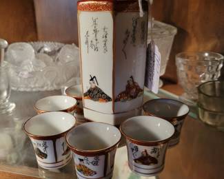 7pc Kamotsuro whistling sake set.