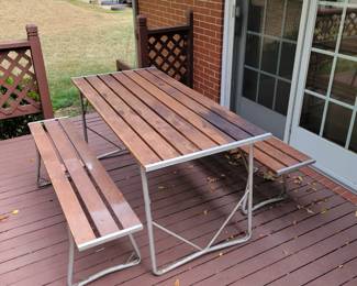 Vintage Retro MCM 6' Folding Aluminum wood Picnic Table & Benches.