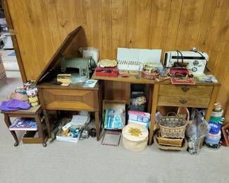 Vintage sewing machines and accessories!
