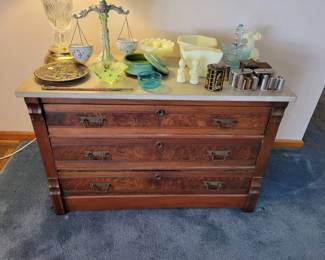 Beautiful marble top chest of drawers. 