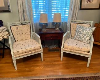 Pair of accent chairs, pair of lamps