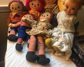 Vintage Raggedy Ann & Andy dolls