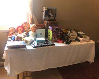 VIntage Raggedy Ann & Andy dolls; vintage children's picture books