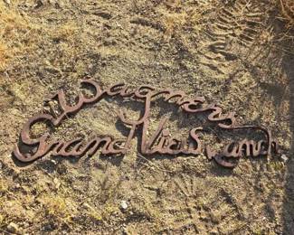 1098  Wagners Grand View Ranch Metal Sign 