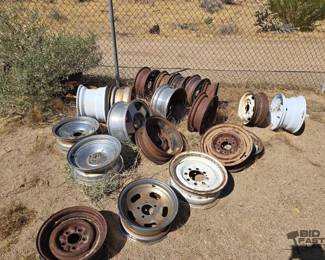 3088  22 Assorted Wheels 