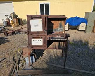 1094  Clark Jewel Stove 
