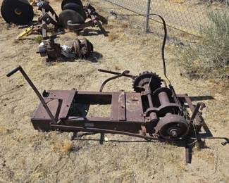 522  Antique HanDee Hoist 