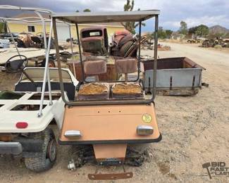 4252  Golf Cart 