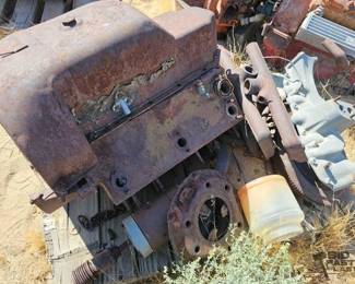 3820  Flathead V8 Engine and Parts 
