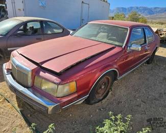 302  1990 Lincoln Mark VII 