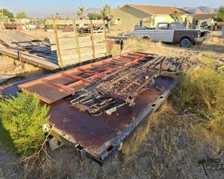2114  Utility Bed 