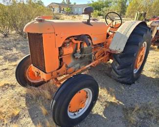 104  Case LA Tractor 