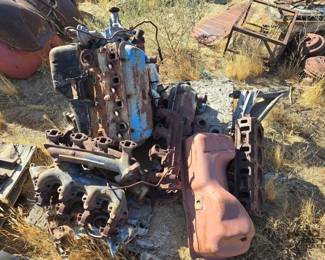 3056  Ford Engine, Headersn Exhaust Manifold, and Oil Pan 