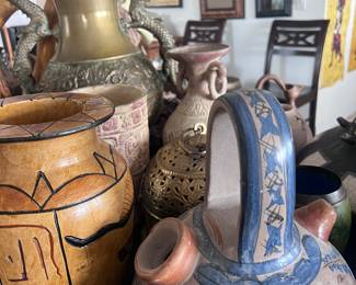 Tonala' pottery pieces