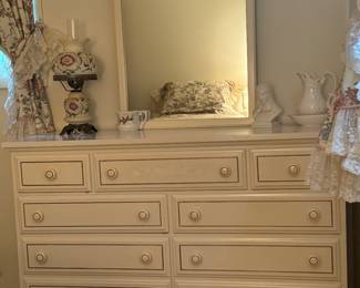 Dixie Dresser with Mirror