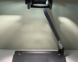 3M The Five "0" Eighty Eight Projector w/Case