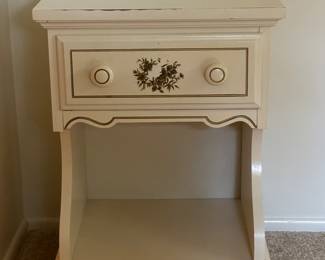 Dixie Nightstand